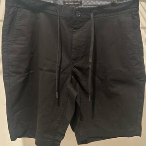 Michael Kors Men's Flat front chino/dressy Black shorts, 33, 9” inseam